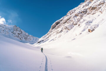Chamonix Zermatt ski touring