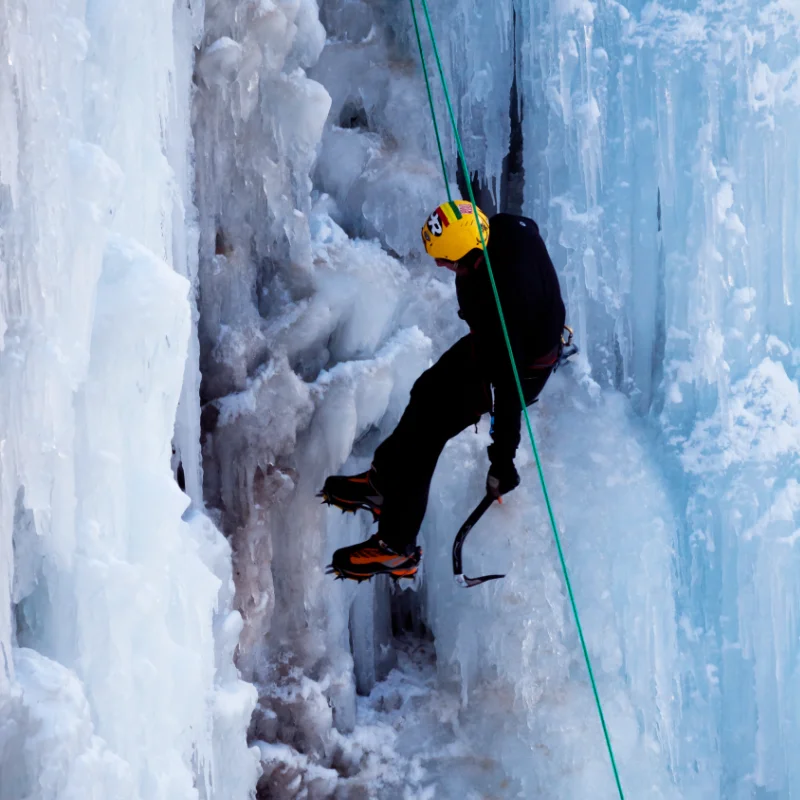 Ice climbing courses